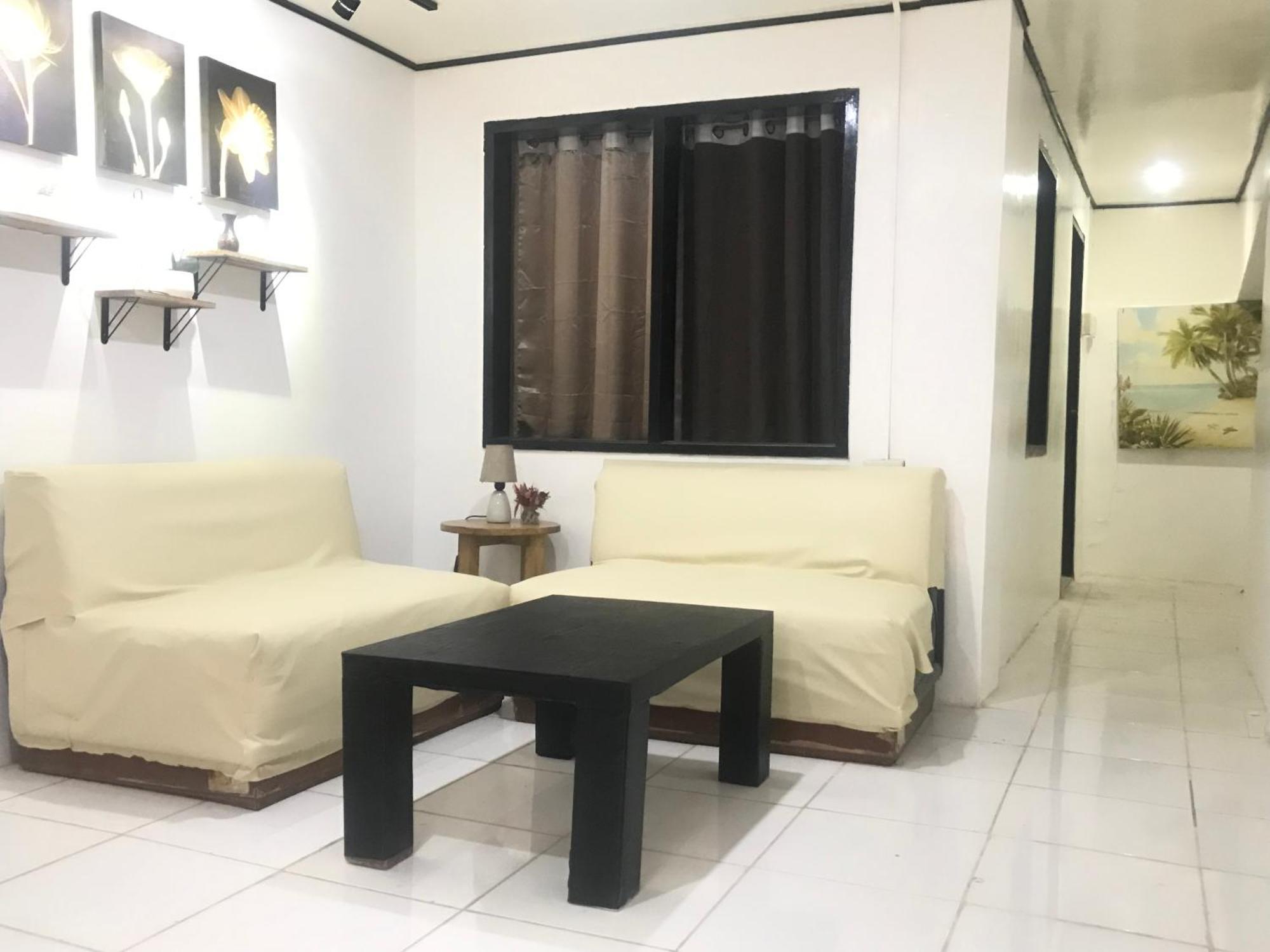 Central Hub Homestay Puerto Princesa Ngoại thất bức ảnh