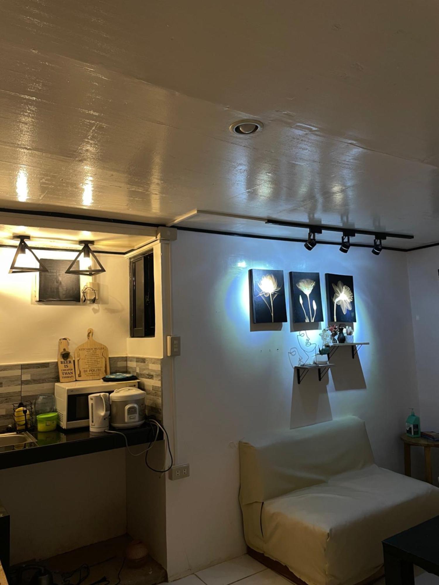 Central Hub Homestay Puerto Princesa Ngoại thất bức ảnh