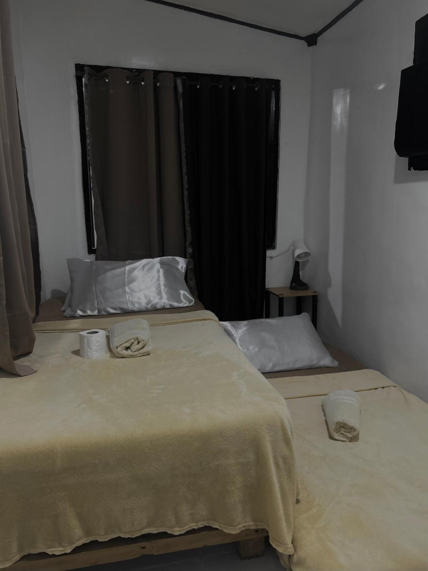 Central Hub Homestay Puerto Princesa Ngoại thất bức ảnh